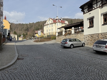 Pronájem obchodních prostor 42 m², Karlovy Vary