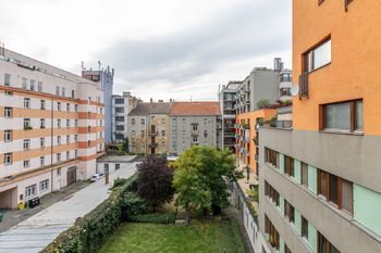 Pronájem bytu 2+kk v osobním vlastnictví 55 m², Praha 7 - Holešovice