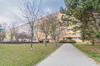 Pronájem bytu 2+kk v osobním vlastnictví 43 m², Praha 10 - Petrovice