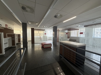 Pronájem obchodních prostor 200 m², Příbram