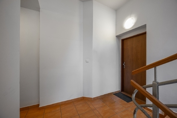 Pronájem bytu 1+kk v osobním vlastnictví 27 m², Unhošť