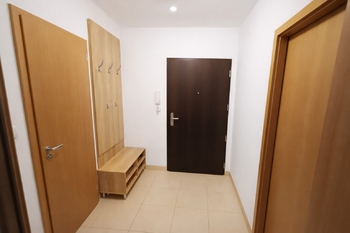 Prodej bytu 1+kk v osobním vlastnictví 43 m², Praha 5 - Smíchov