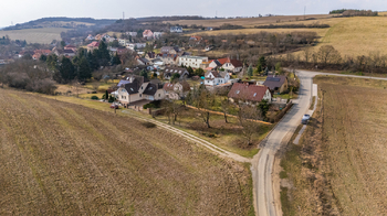 Prodej pozemku 1045 m², Vonoklasy