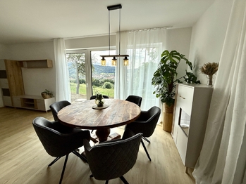 jídelní kout s nádherným výhledem - Prodej domu 95 m², Prachatice