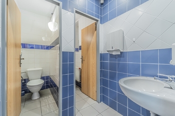 Pronájem kancelářských prostor 183 m², Kladno