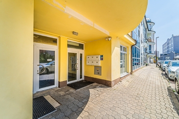 Pronájem kancelářských prostor 183 m², Kladno