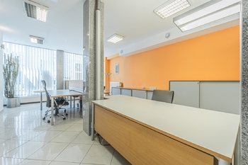 Pronájem kancelářských prostor 183 m², Kladno