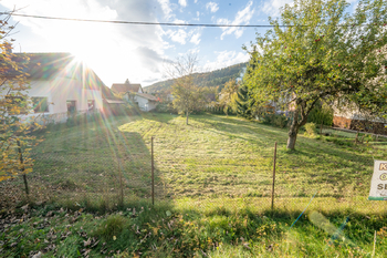 Prodej pozemku 737 m², Karolinka