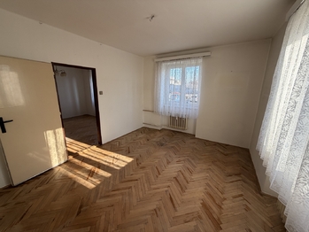 Prodej bytu 2+1 v osobním vlastnictví 58 m², Hradec Králové