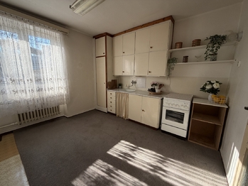 Prodej bytu 2+1 v osobním vlastnictví 58 m², Hradec Králové