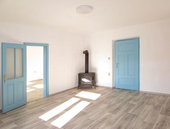 Pronájem domu 140 m², Dolní Dobrouč
