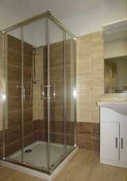 Pronájem domu 140 m², Dolní Dobrouč