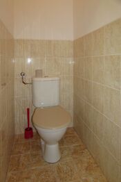 Pronájem domu 140 m², Dolní Dobrouč