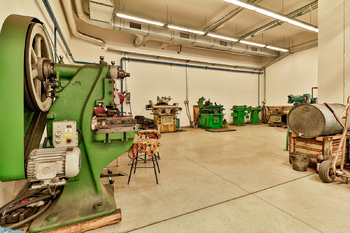 +420 739 604 767 I vaclav.adamcik@re-max.cz I pronájem komerčních prostor Ostrava - Pronájem jiných prostor 720 m², Ostrava