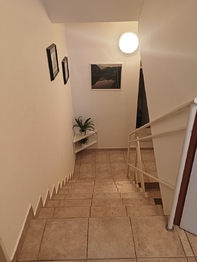 Chodba společná - Pronájem bytu 2+1 v osobním vlastnictví 58 m², Rakovník