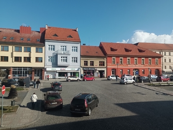 Výhled z okna - Pronájem bytu 2+1 v osobním vlastnictví 58 m², Rakovník