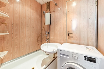 Koupelna. - Pronájem bytu 1+1 v osobním vlastnictví 44 m², Jindřichův Hradec