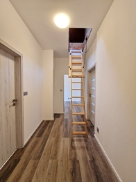 Pronájem bytu 2+1 v osobním vlastnictví 96 m², Lochovice