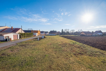 Prodej pozemku 441 m², Chotusice