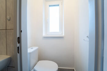 WC - Prodej bytu 3+1 v osobním vlastnictví 58 m², Bečváry