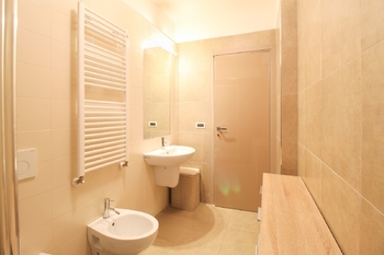 koupelna pro hosty - Prodej bytu 4+kk v osobním vlastnictví 141 m², Montesilvano