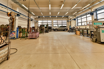 +420 739 604 767 I vaclav.adamcik@re-max.cz I pronájem komerčních prostor Ostrava - Pronájem výrobních prostor 720 m², Ostrava