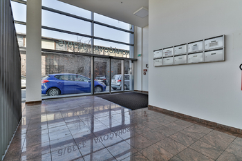 +420 739 604 767 I vaclav.adamcik@re-max.cz I pronájem komerčních prostor Ostrava - Pronájem výrobních prostor 720 m², Ostrava