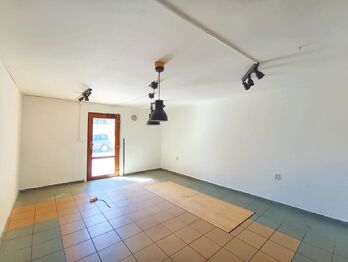 Pronájem obchodních prostor 55 m², Úvaly