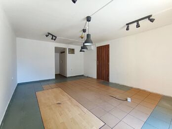 Pronájem obchodních prostor 55 m², Úvaly