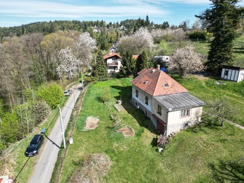 Slunný pozemek - Prodej pozemku 2100 m², Mnichovice