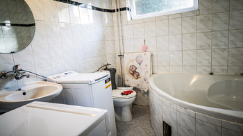 Prodej domu 343 m², Libiš