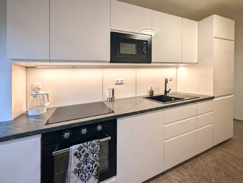 Pronájem bytu 2+1 v osobním vlastnictví 58 m², Praha 6 - Dejvice