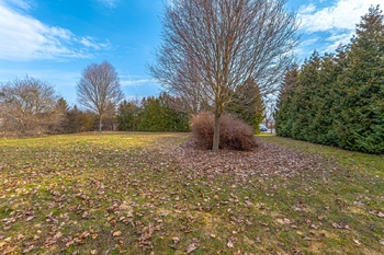 Prodej pozemku 1391 m², Praha 6 - Suchdol