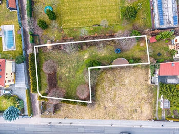 Prodej pozemku 1391 m², Praha 6 - Suchdol