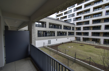 Pronájem bytu 1+kk v osobním vlastnictví 36 m², Praha 9 - Hloubětín