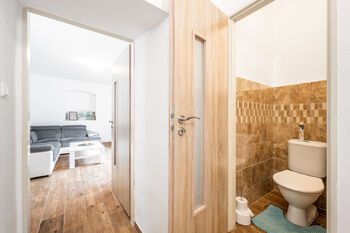 Prodej domu 363 m², Paračov