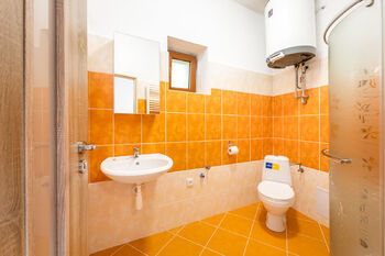 Prodej domu 363 m², Paračov