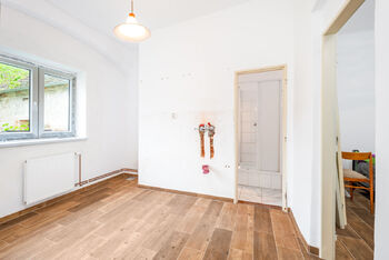 Prodej domu 363 m², Paračov