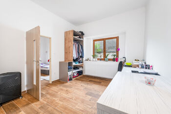 Prodej domu 363 m², Paračov