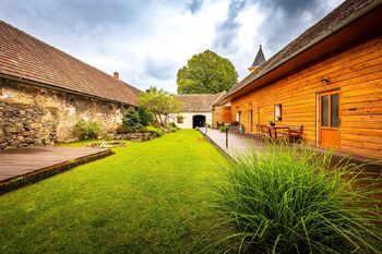 Prodej domu 363 m², Paračov