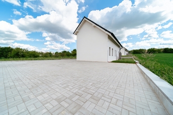 pohled na RD foto 4 - Prodej domu 138 m², Lysice