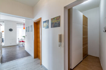 Pronájem bytu 2+kk v osobním vlastnictví 70 m², Praha 8 - Libeň