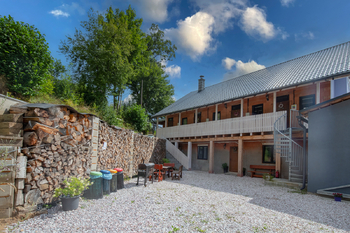 Prodej nájemního domu 1235 m², Mařenice