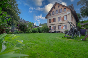 Prodej nájemního domu 1235 m², Mařenice