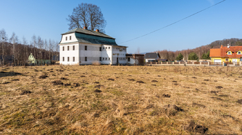 Prodej domu 420 m², Radvanec