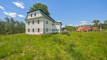 Prodej domu 420 m², Radvanec