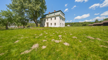 Prodej domu 420 m², Radvanec