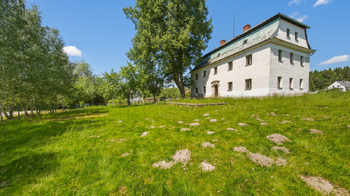 Prodej domu 420 m², Radvanec