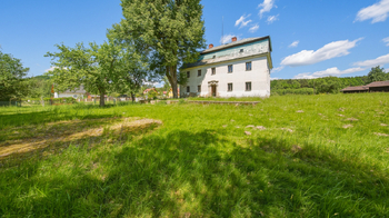 Prodej domu 420 m², Radvanec
