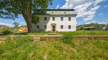 Prodej domu 420 m², Radvanec